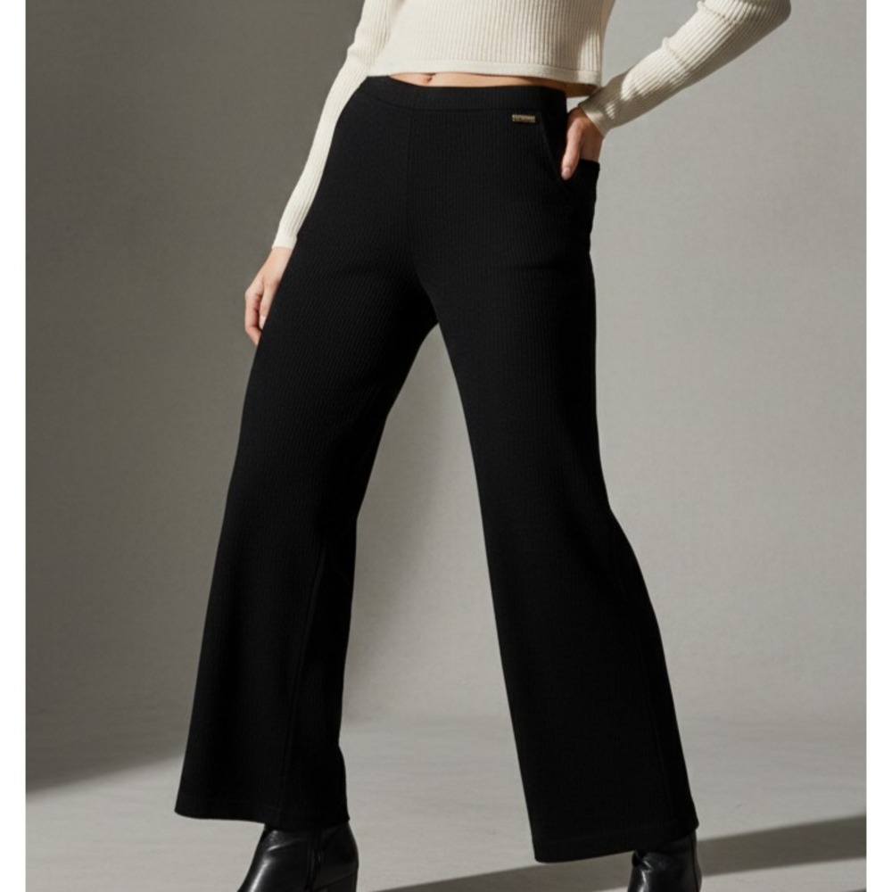 NWT St. John Sport Women's Size Large Black Slash Pockets Wide-Leg Trousers